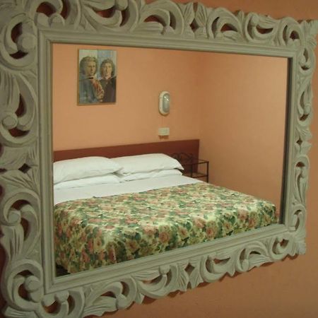 Albergo Fiorentino Sansepolcro Kültér fotó