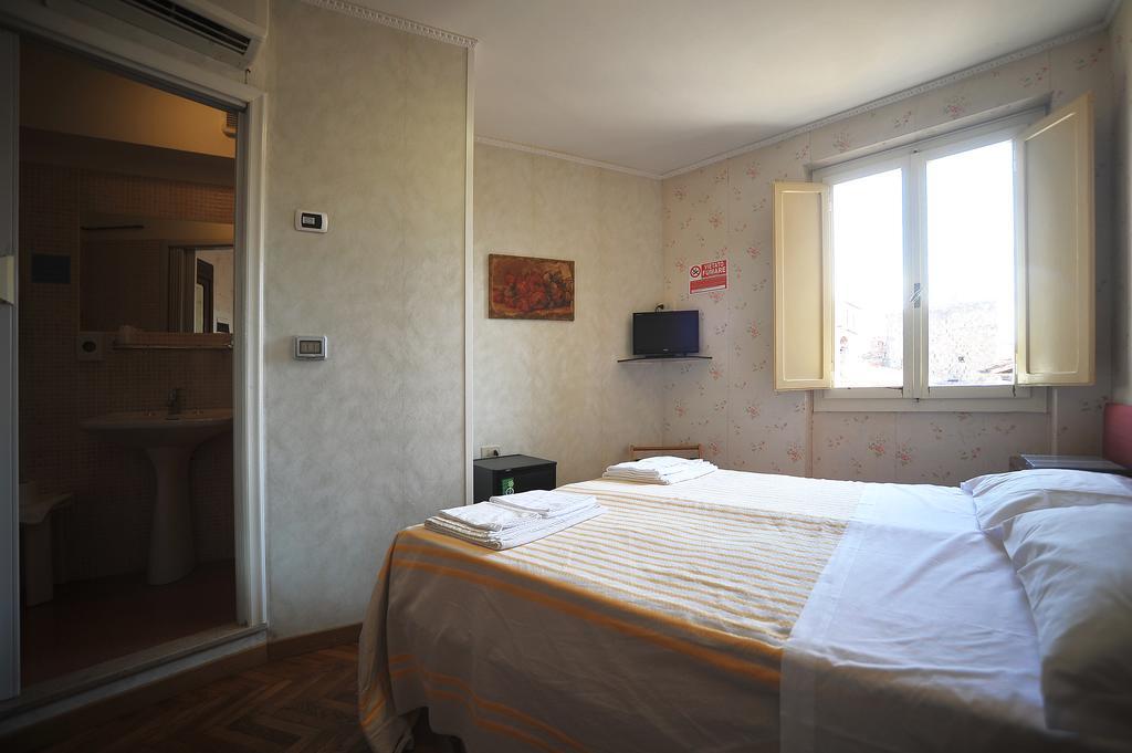 Albergo Fiorentino Sansepolcro Kültér fotó